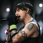 Anthony Kiedis live arm tattoos