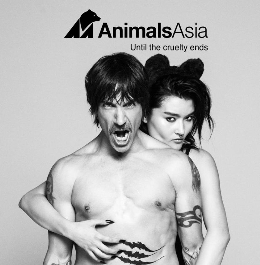 animals-asia-anthony-kiedis-Courtney-Money